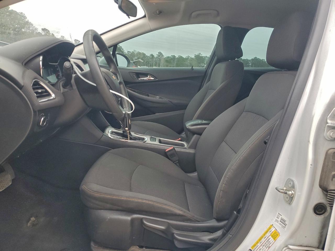 2017 Chevrolet Cruze Ls - Фото 7