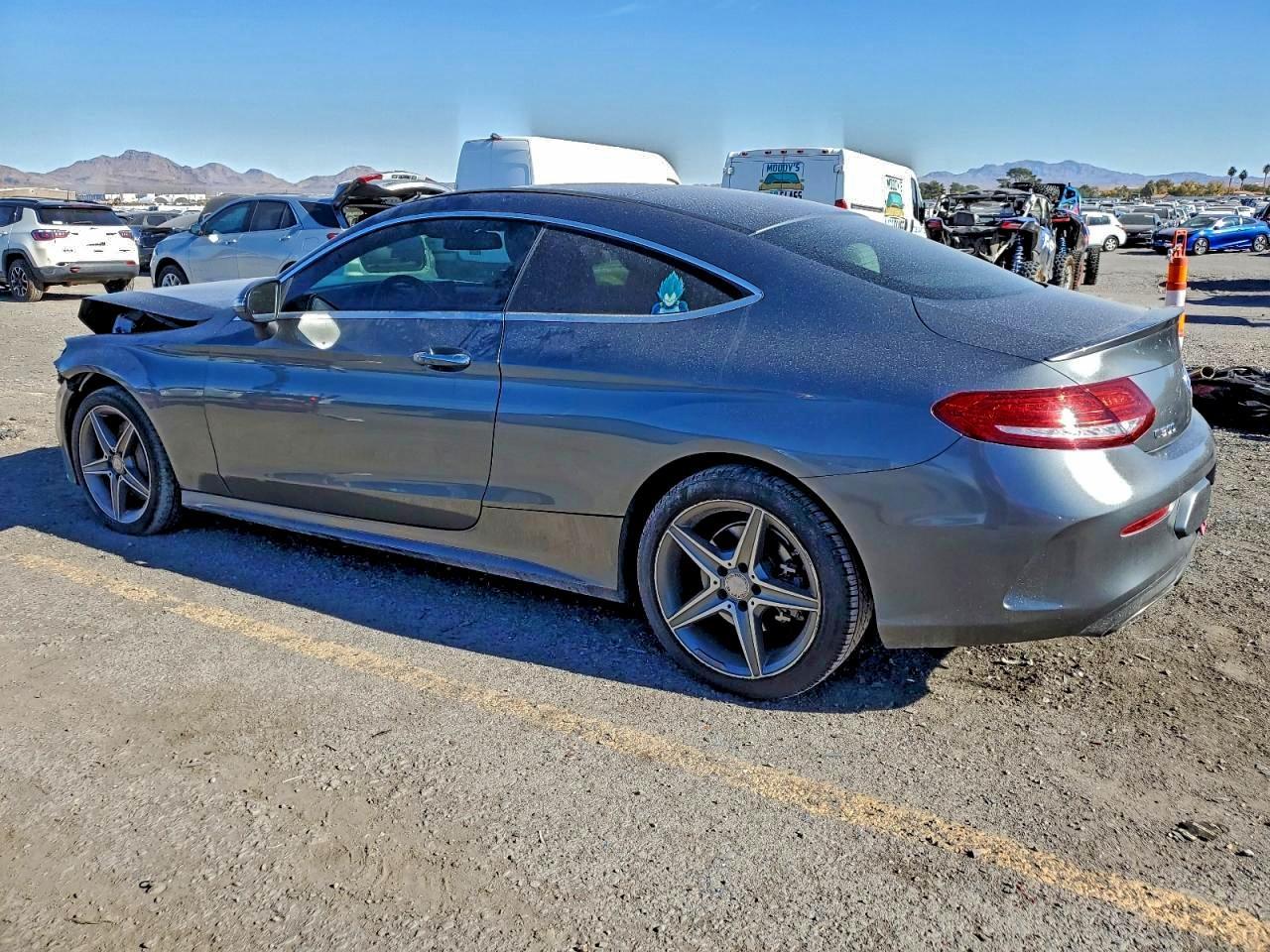 2017 Mercedes-Benz C 300 4Matic - Фото 2