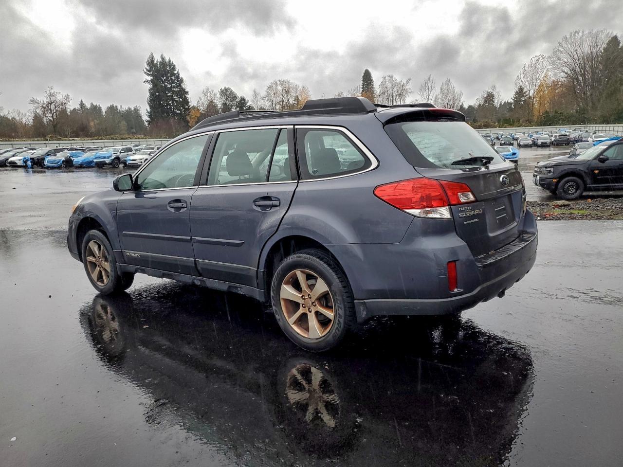 2014 Subaru Outback 2.5I - Фото 2