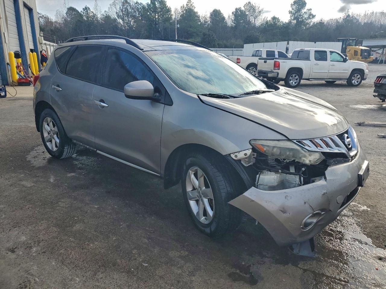 2010 Nissan Murano S - Image 4
