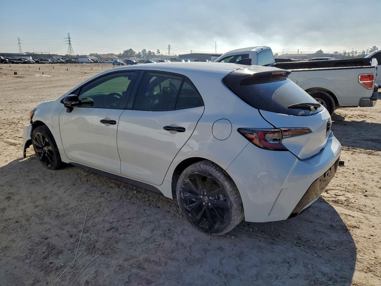 2021 Toyota Corolla Se - Фото 2