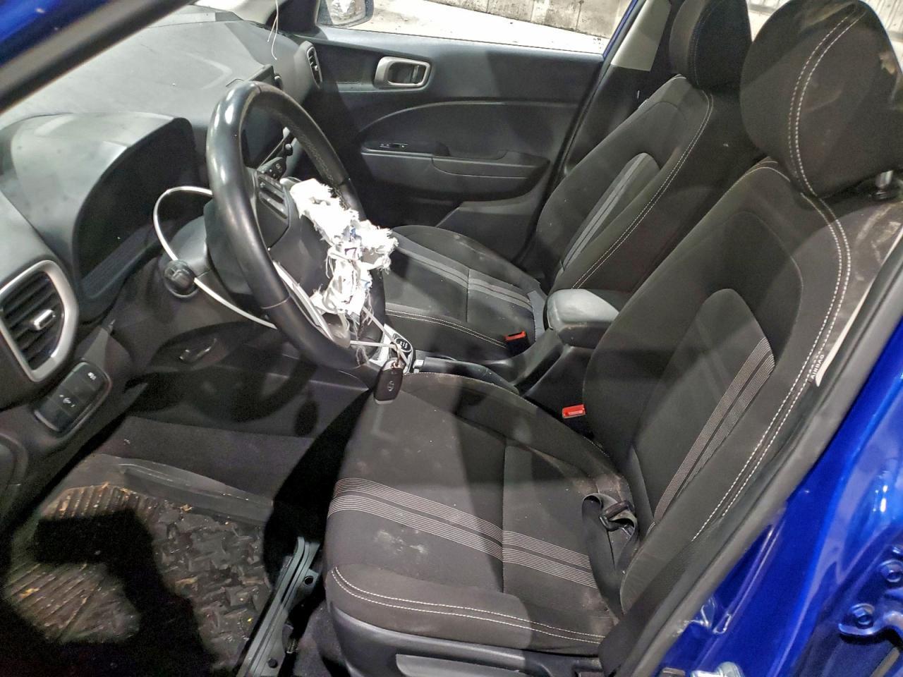 2023 Hyundai Venue Sel - Image 7