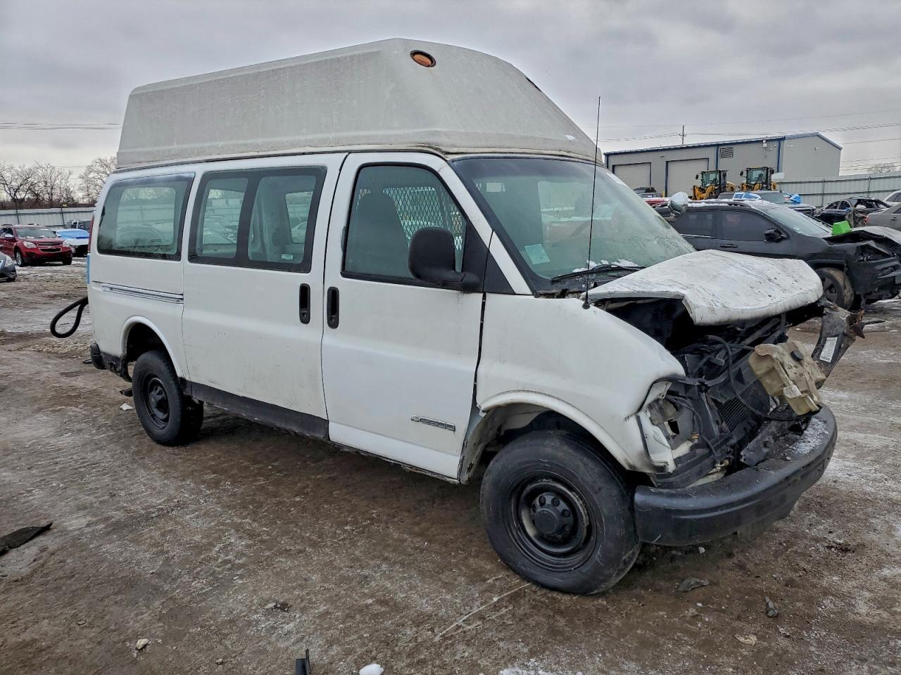 2001 Chevrolet Express G2500 - Image 4