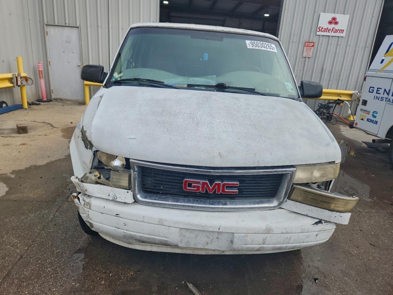 1999 GMC Safari Xt - Image 5