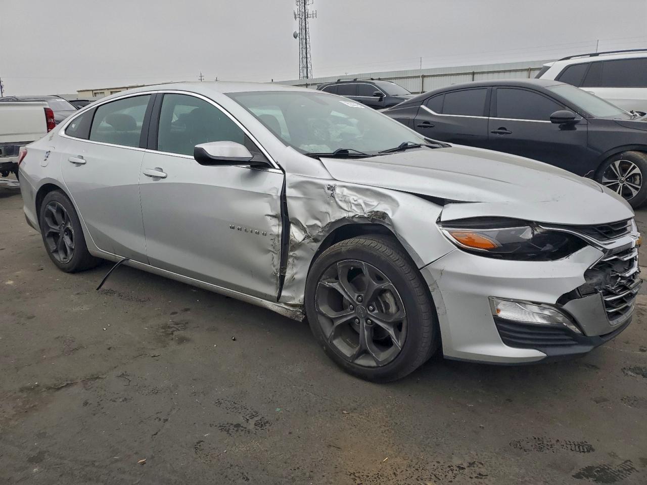 2021 Chevrolet Malibu Lt - Фото 4