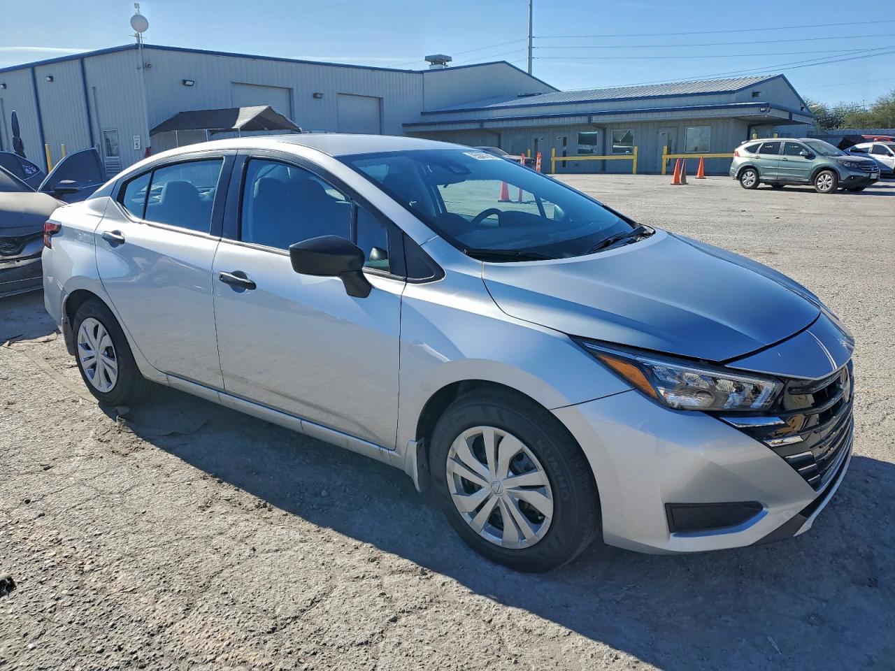 2025 Nissan Versa S - Фото 4