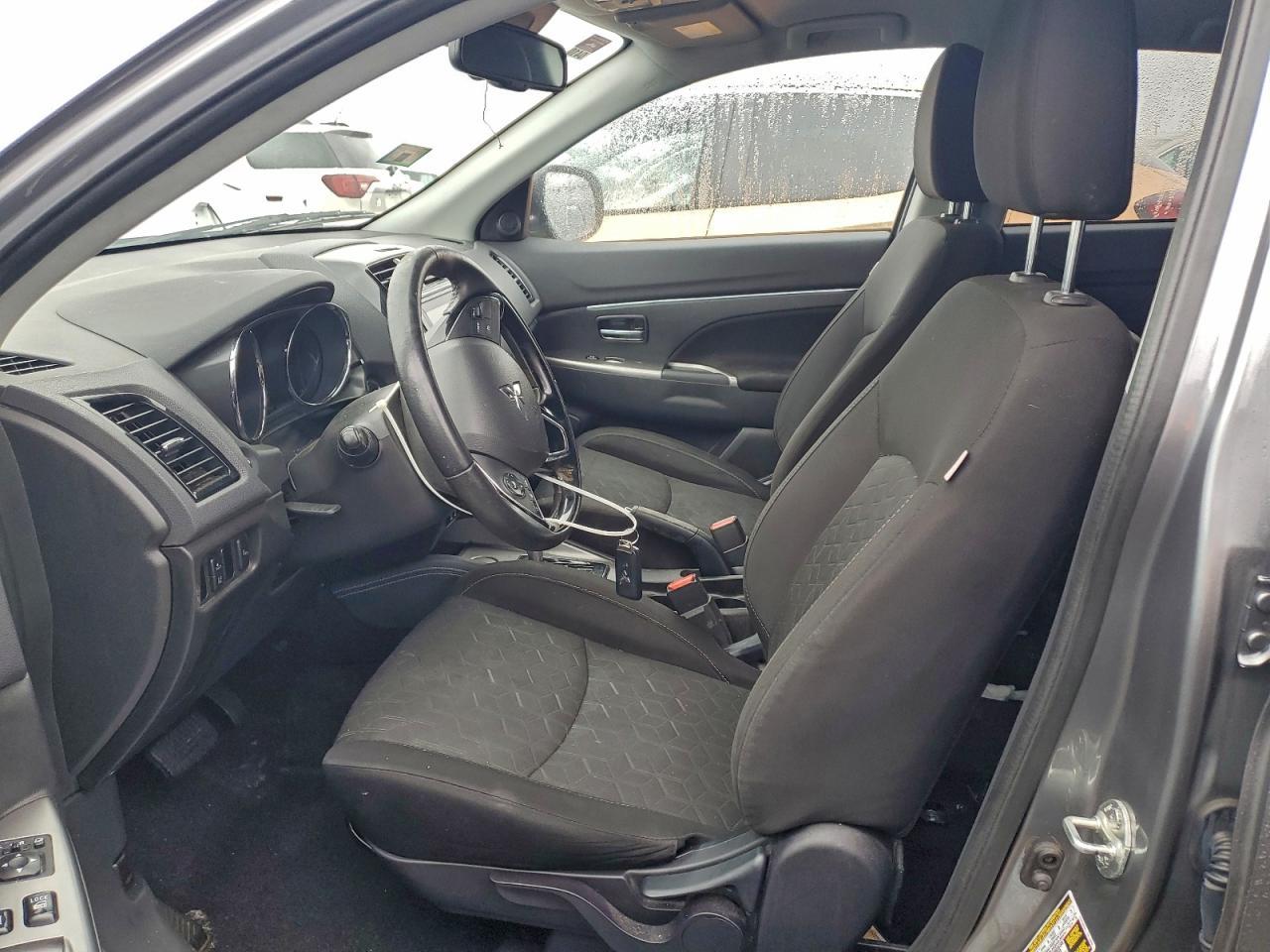 2020 Mitsubishi Outlander Sport Se - Фото 7