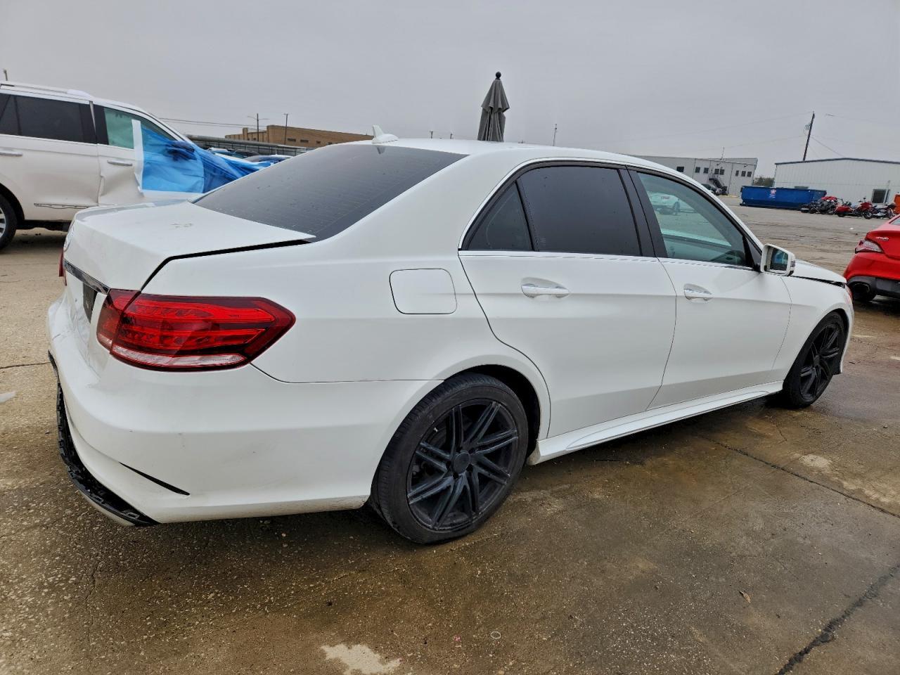 2016 Mercedes-Benz E 350 - Фото 3