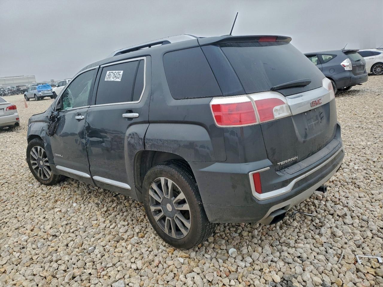2017 GMC Terrain Denali - Фото 2