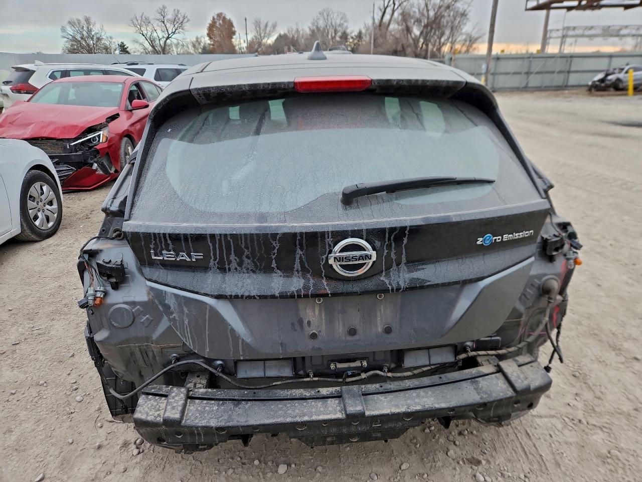 2020 Nissan Leaf S - Image 6