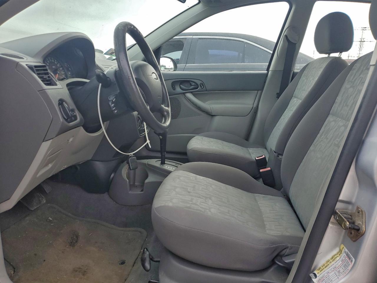 2005 Ford Focus Zx4 - Image 7