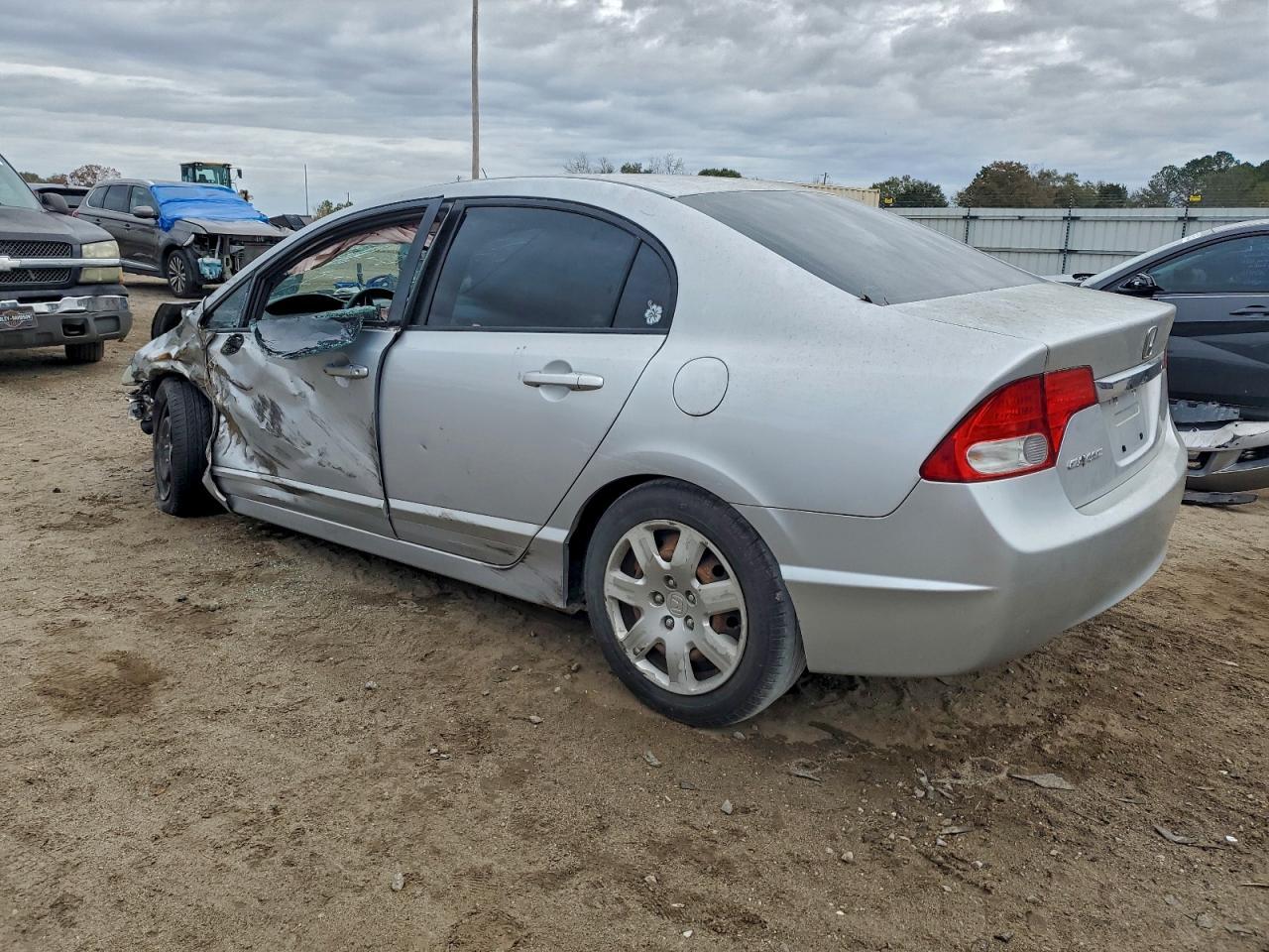 2010 Honda Civic Lx - Image 2