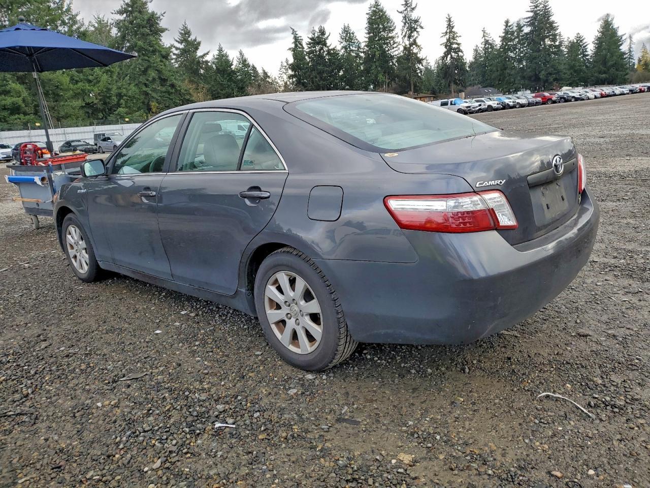 2008 Toyota Camry Hybrid - Image 2