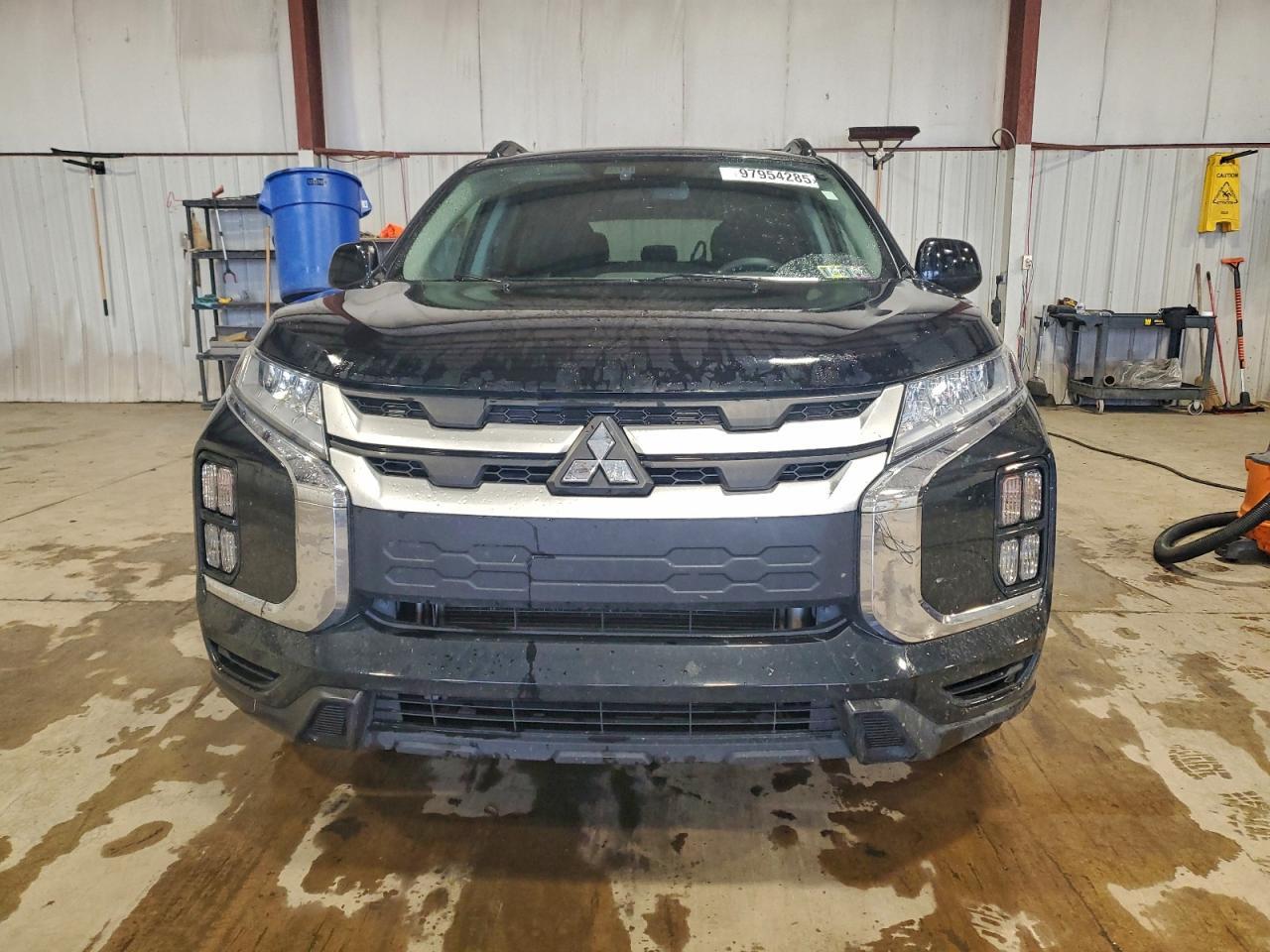 2022 Mitsubishi Outlander Sport Es - Image 5