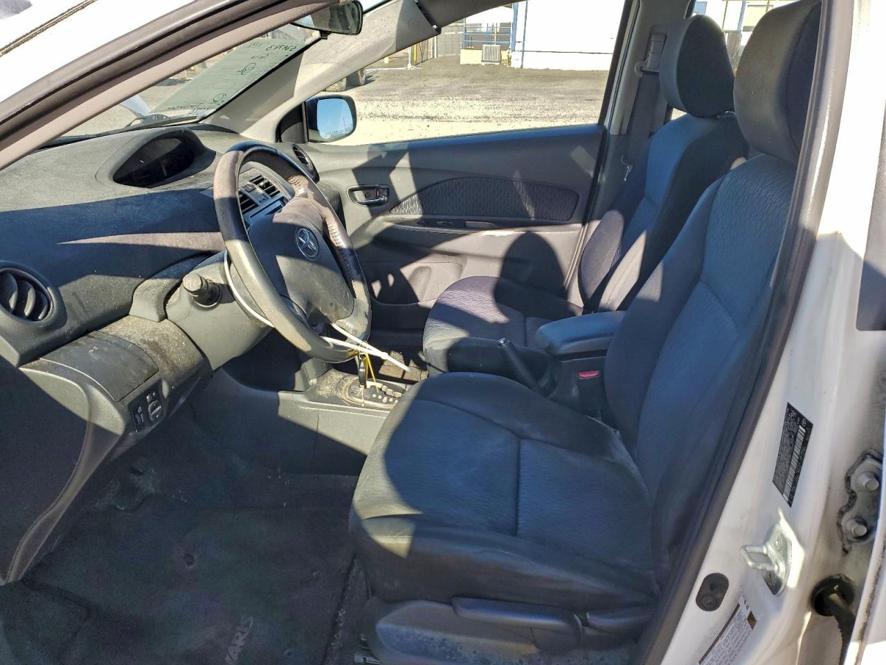 2009 Toyota Yaris - Фото 7