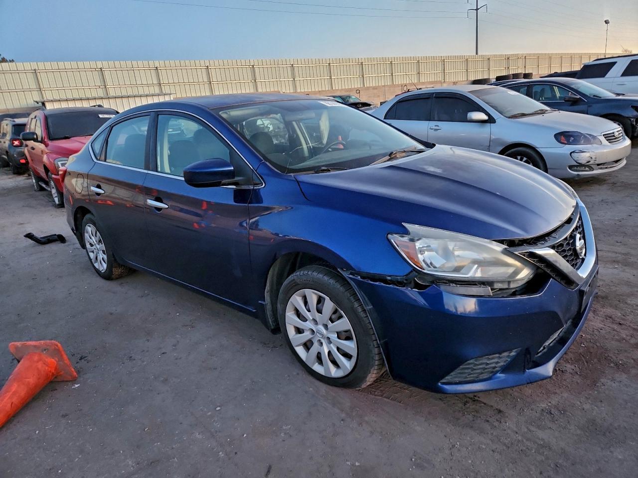 2017 Nissan Sentra S - Фото 4