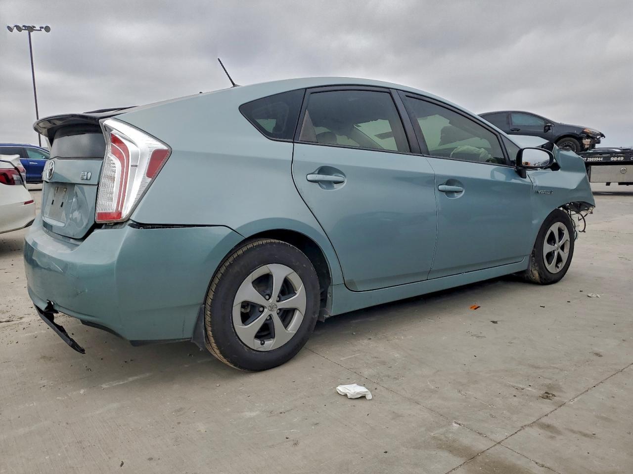 2015 Toyota Prius - Фото 3
