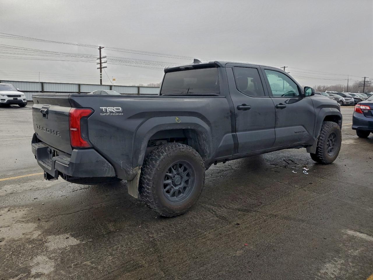 2024 Toyota Tacoma Double Cab - Image 3