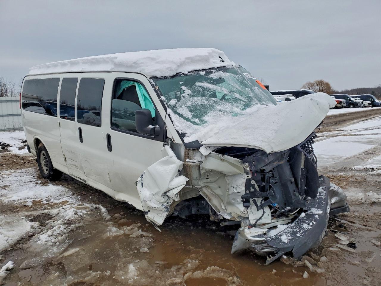 2017 Chevrolet Express G3500 Lt - Фото 4