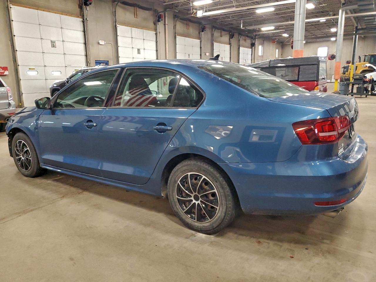 2016 Volkswagen Jetta S - Фото 2
