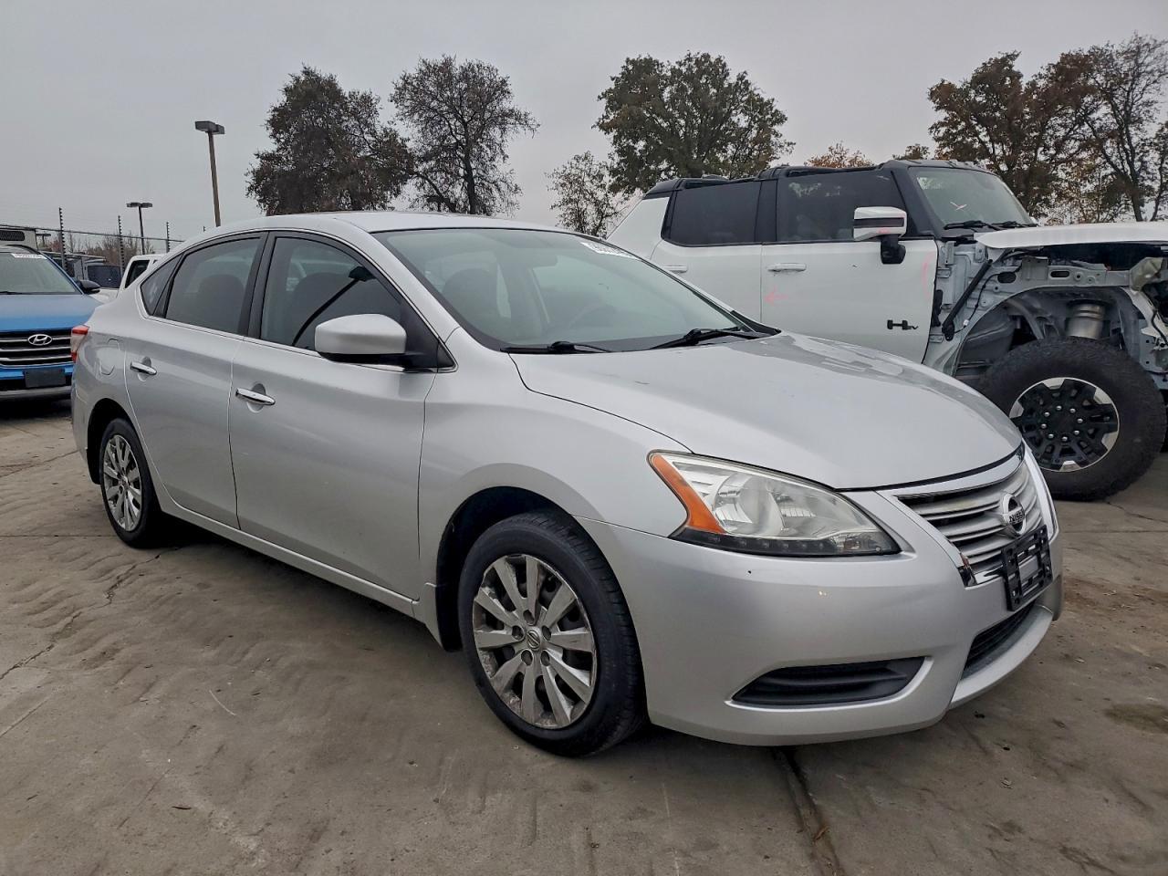 2013 Nissan Sentra S - Фото 4