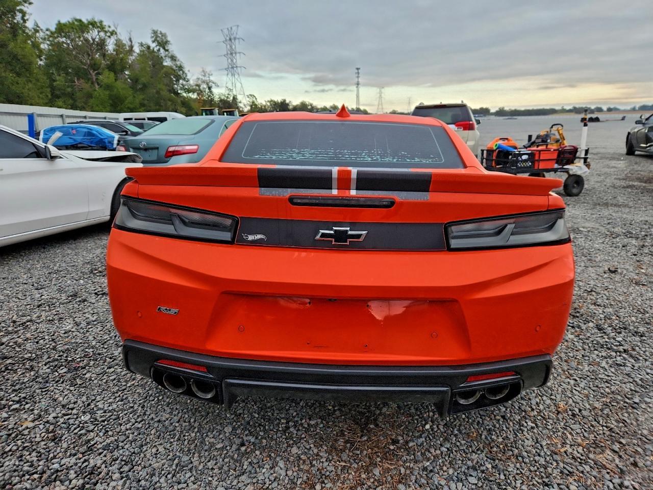 2018 Chevrolet Camaro Lt - Image 6