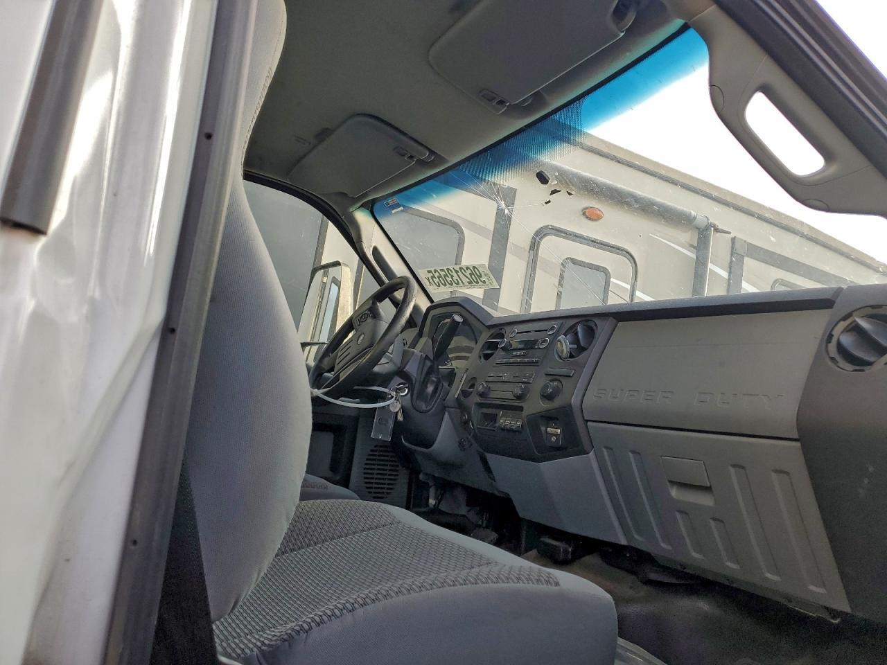 2016 Ford F650 Super Duty Box Truck - Фото 5
