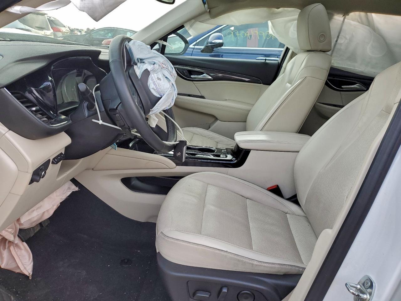 2021 Buick Envision Essence - Фото 7