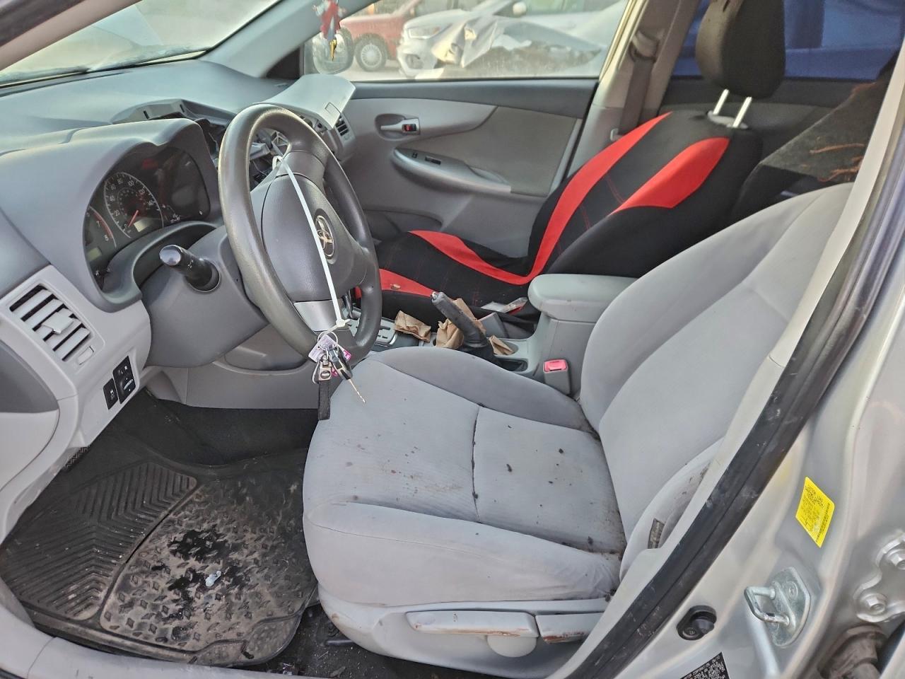 2010 Toyota Corolla Base - Фото 7