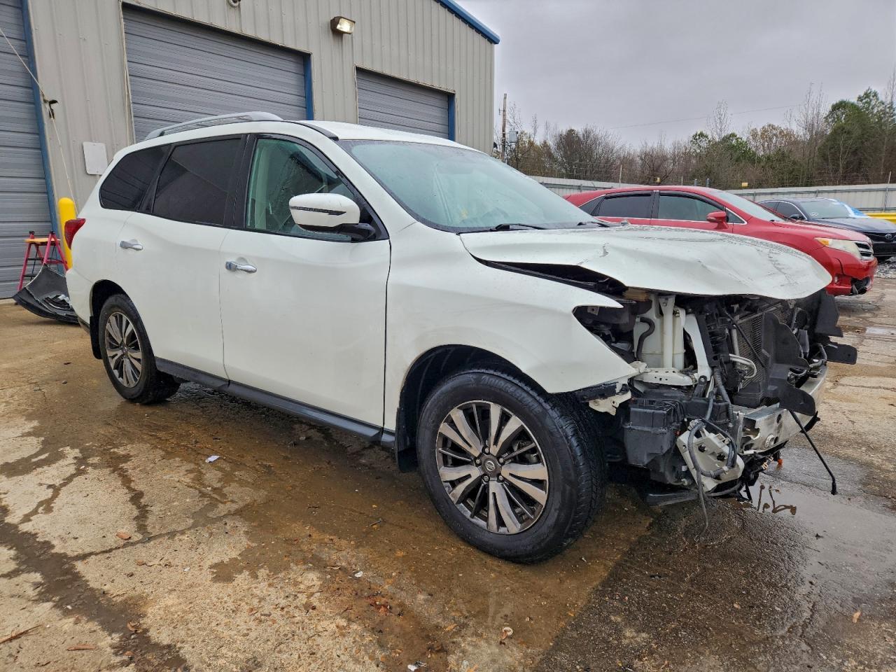 2019 Nissan Pathfinder S - Фото 4