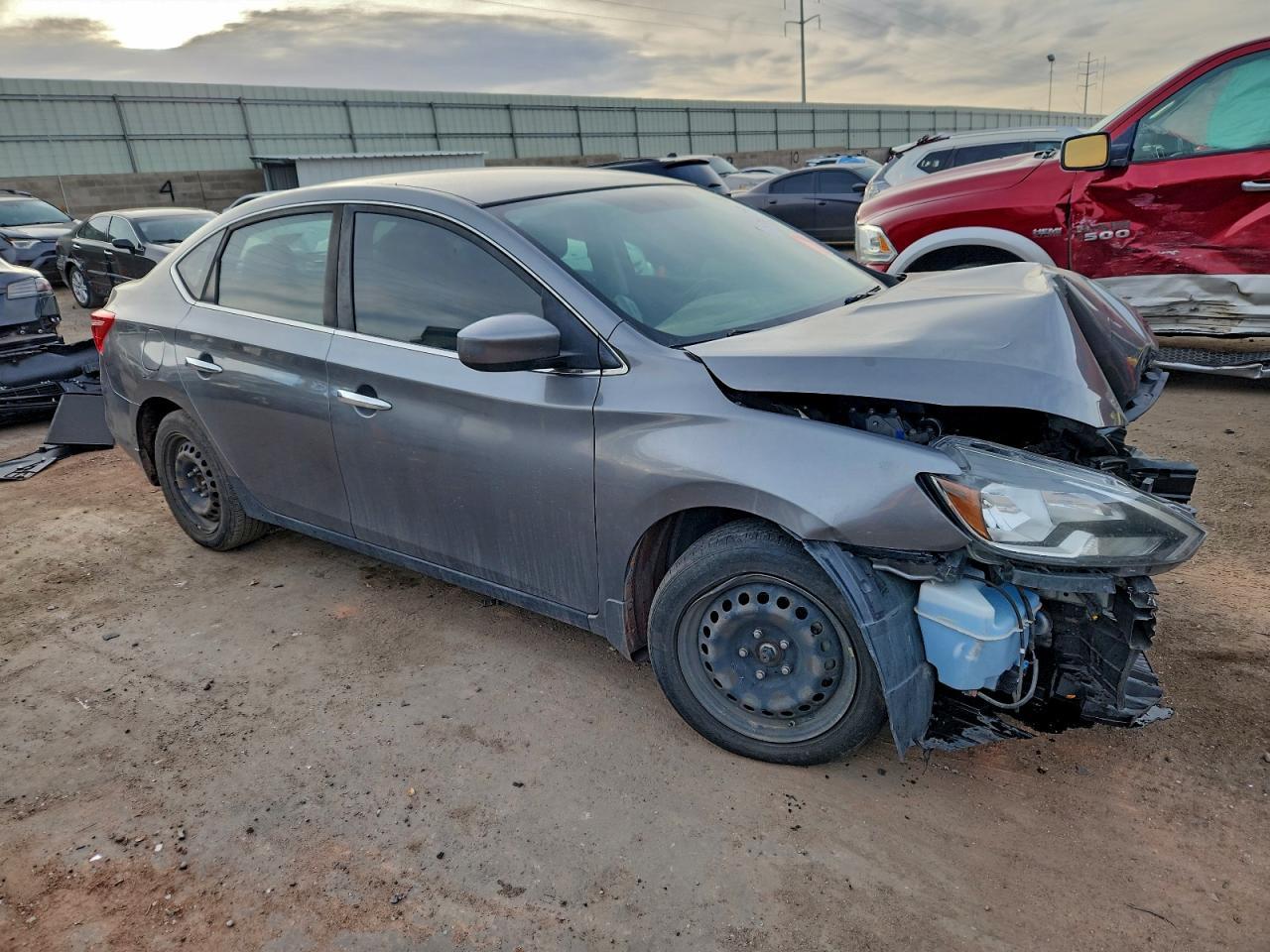 2016 Nissan Sentra S - Фото 4