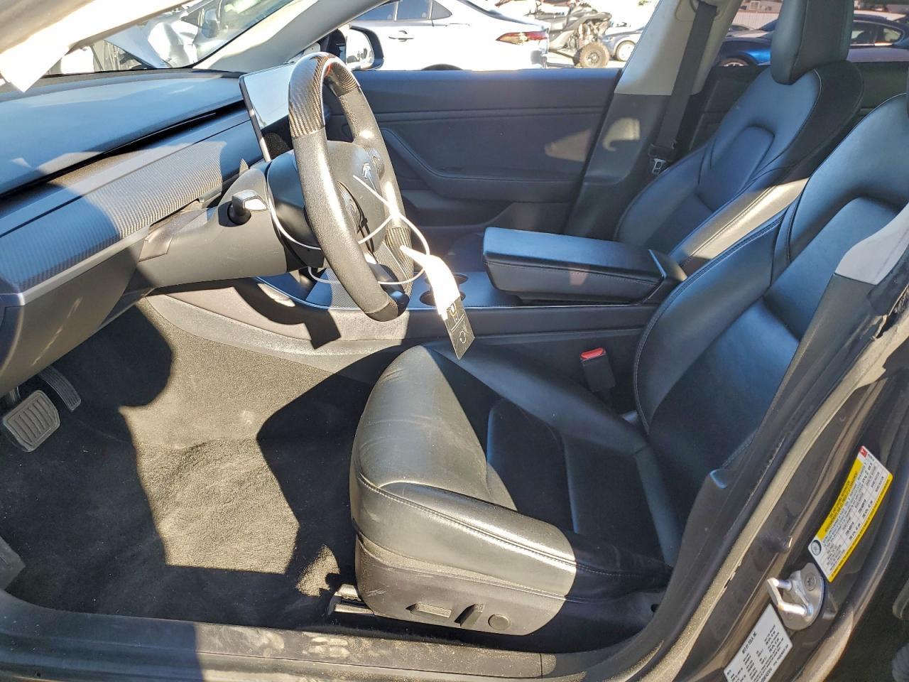 2019 Tesla Model 3 - Фото 7