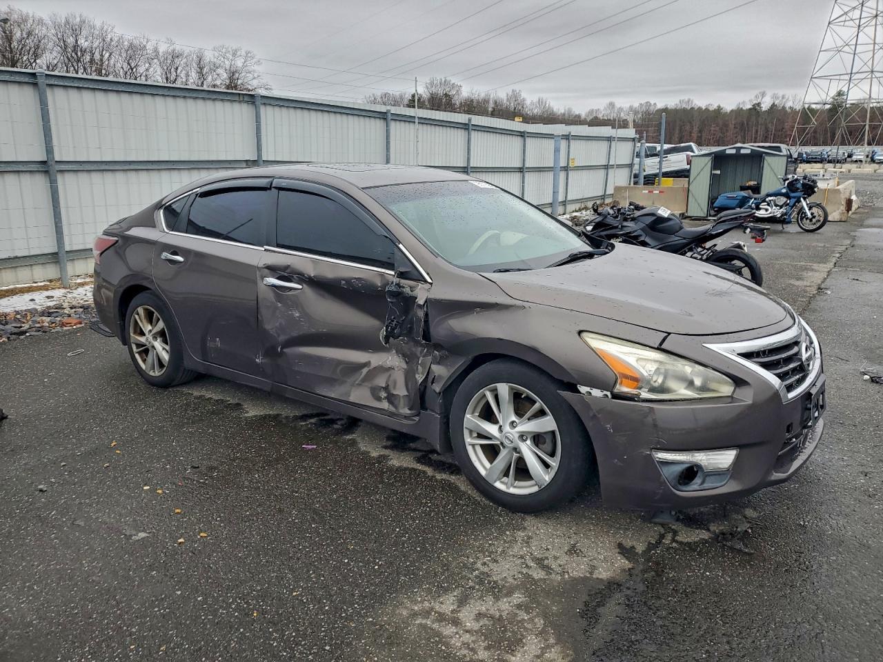 2015 Nissan Altima 2.5 - Фото 4