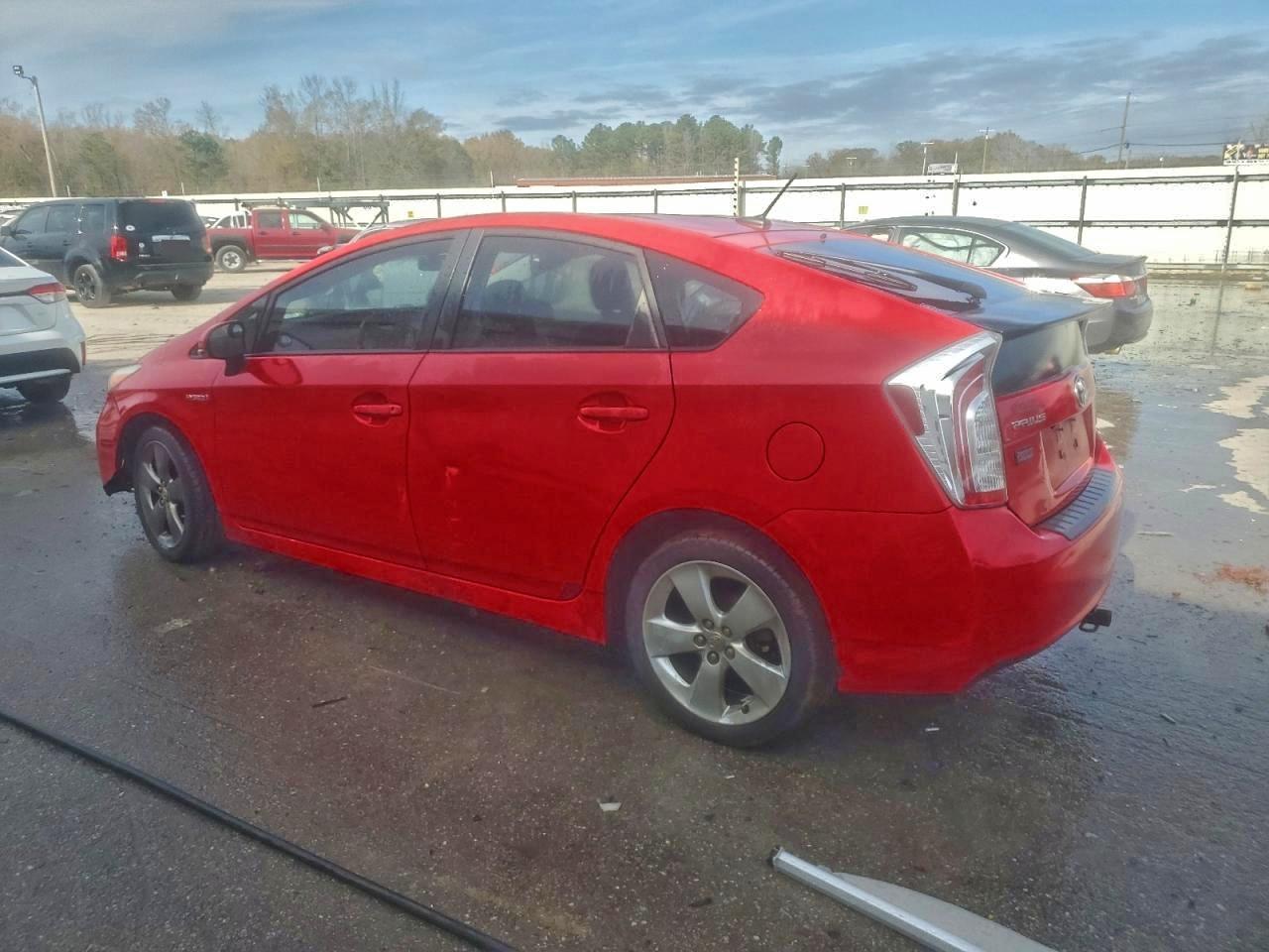 2015 Toyota Prius - Фото 2