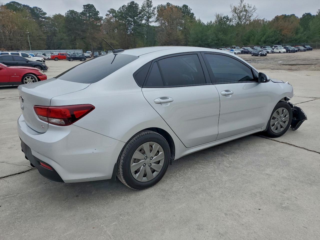 2020 Kia Rio Lx - Фото 3