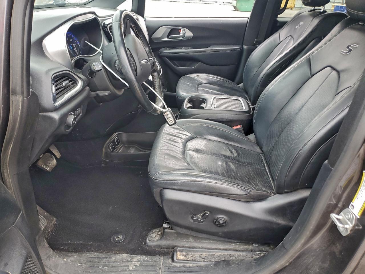 2020 Chrysler Pacifica Touring L Plus - Фото 7