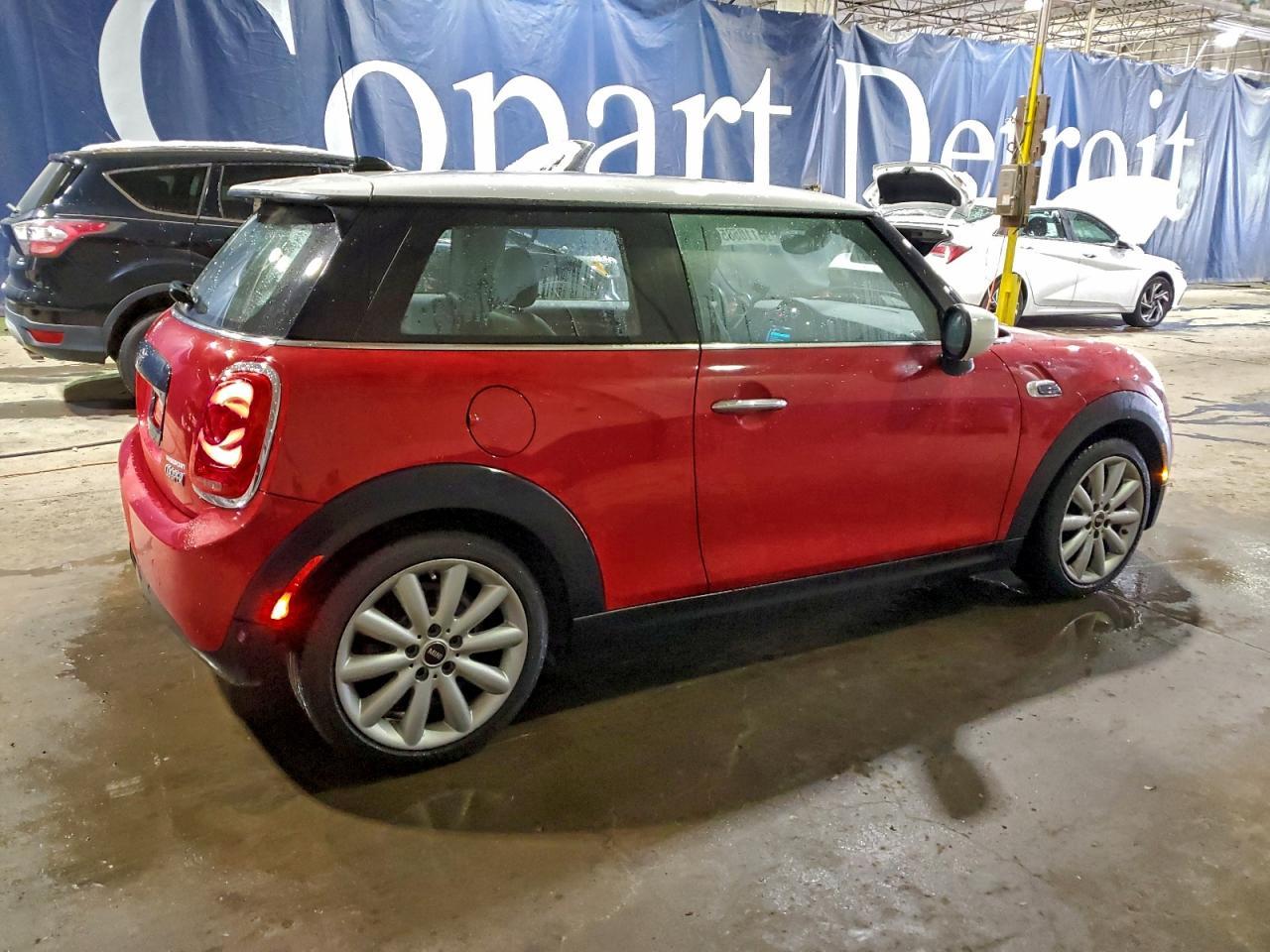 2020 Mini Cooper - Фото 3