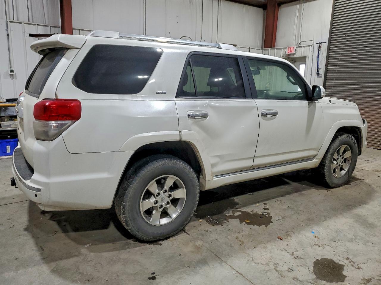 2013 Toyota 4Runner Sr5 - Фото 3