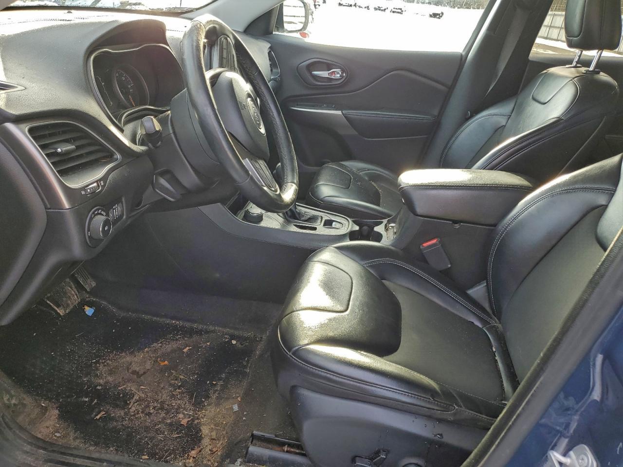 2019 Jeep Cherokee Latitude Plus - Фото 7