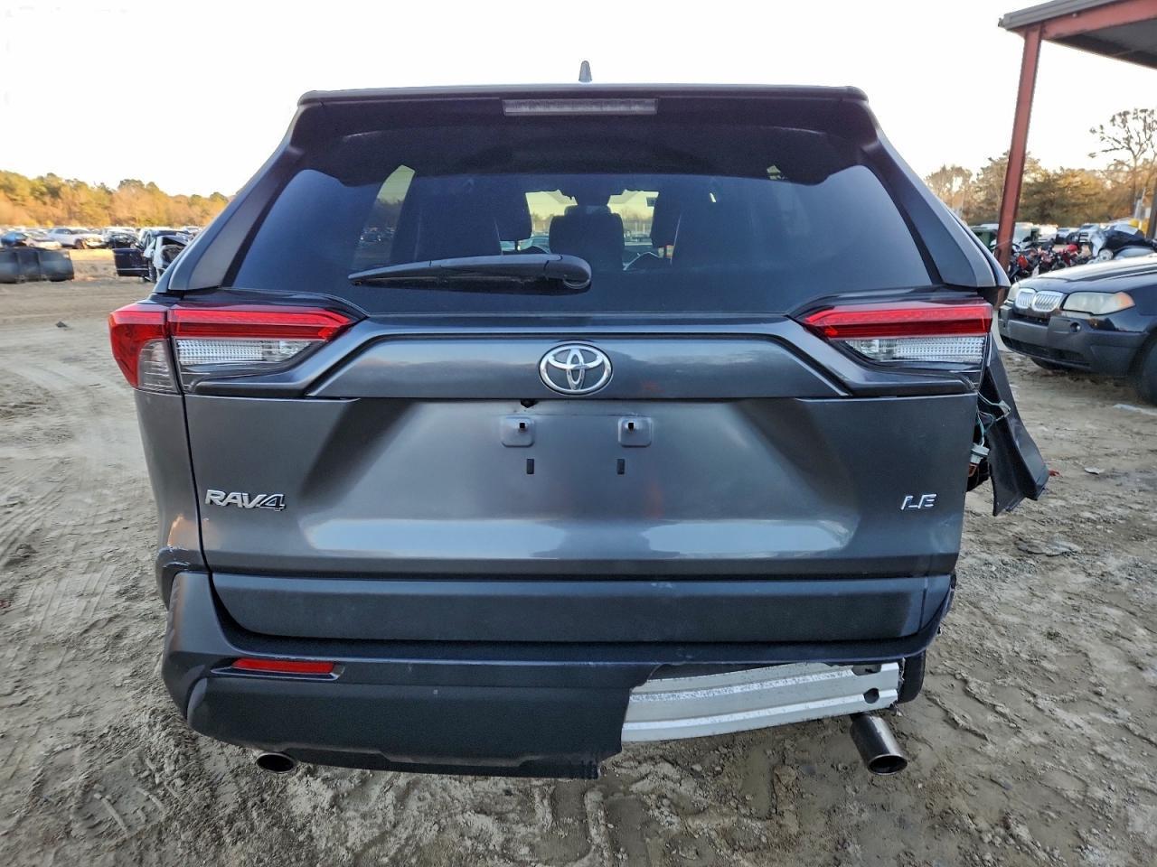 2021 Toyota Rav4 - Image 6
