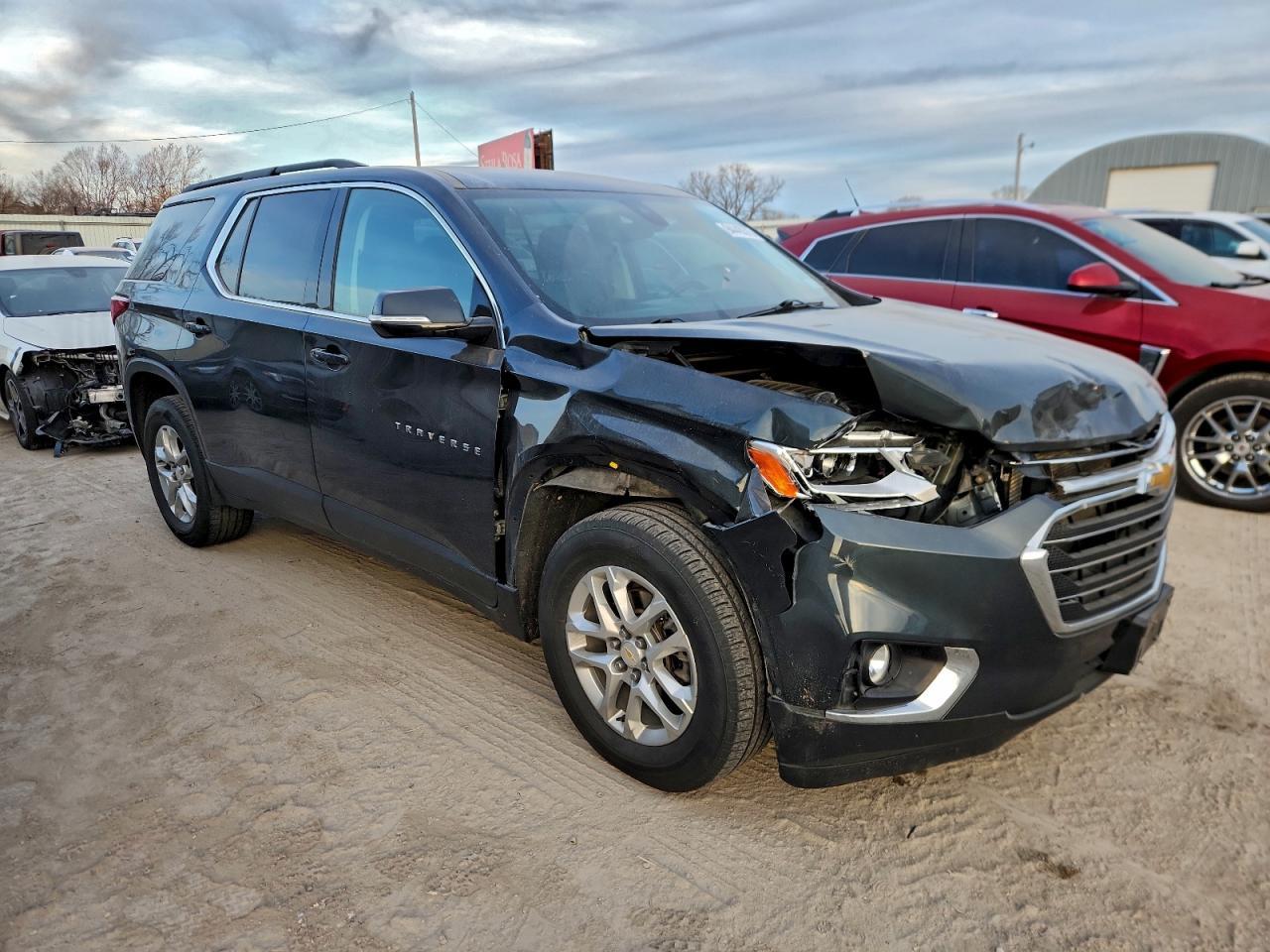 2020 Chevrolet Traverse Lt - Фото 4