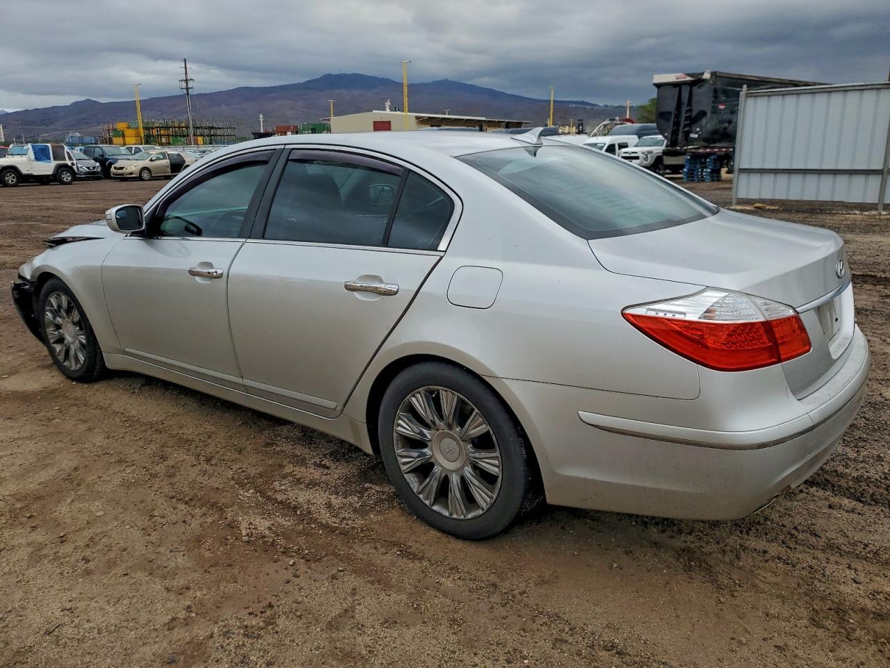2009 Hyundai Genesis 3.8L - Фото 2