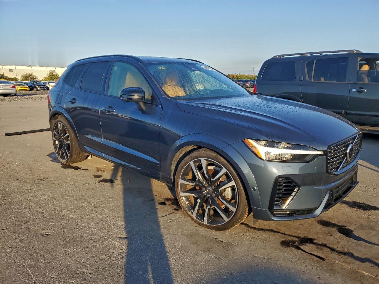 2024 Volvo Xc60 Ultimate - Image 4