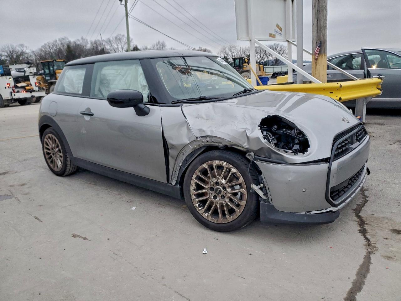 2025 Mini Cooper Base - Image 4