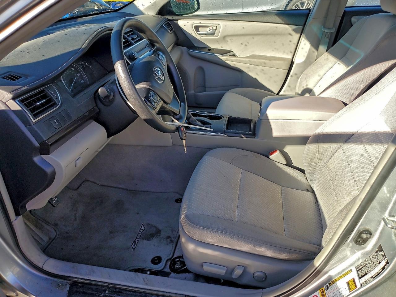 2015 Toyota Camry Le - Image 7