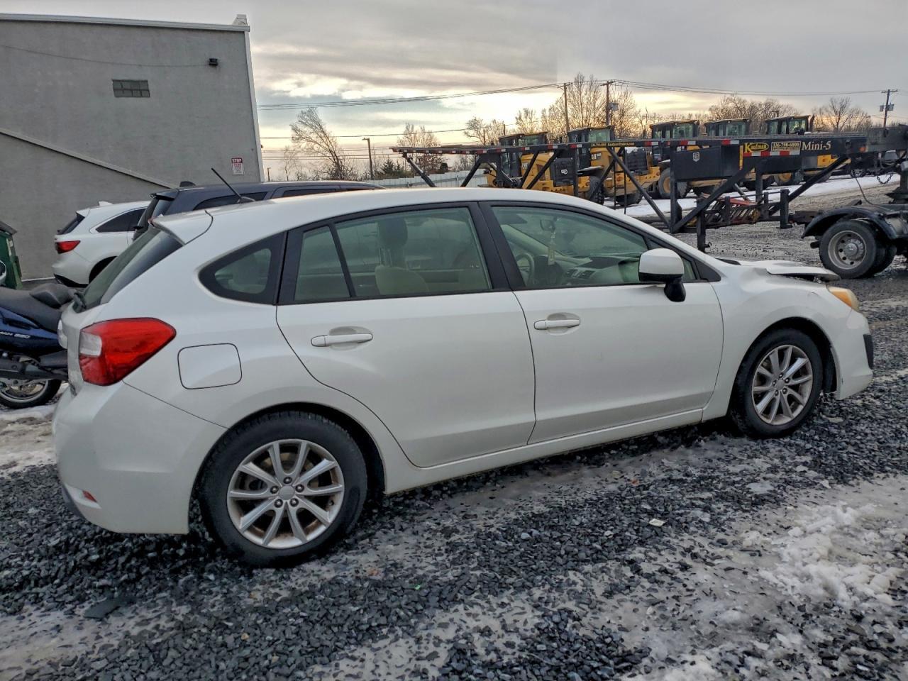 2013 Subaru Impreza Premium - Фото 3