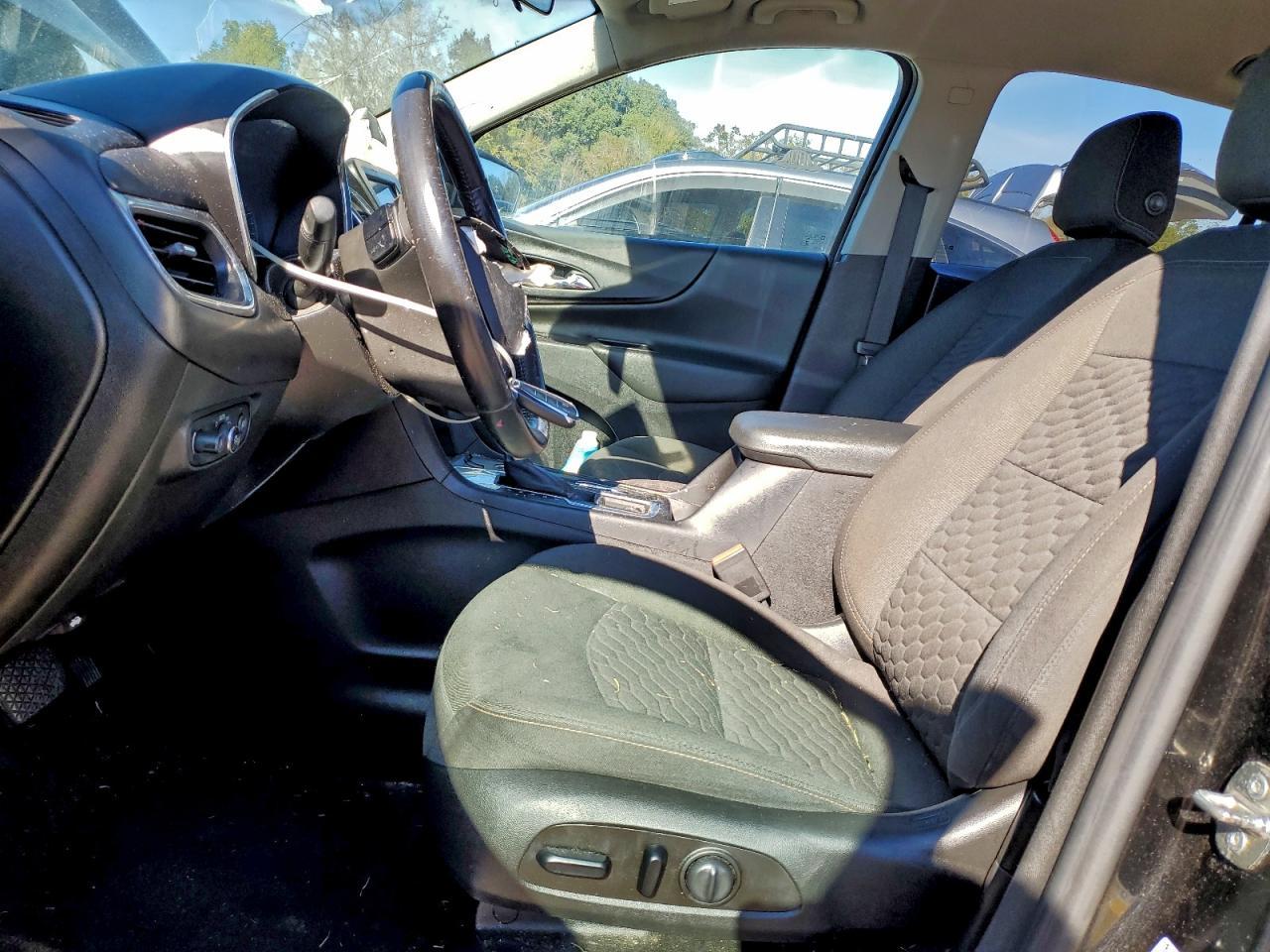 2021 Chevrolet Equinox Lt - Image 7