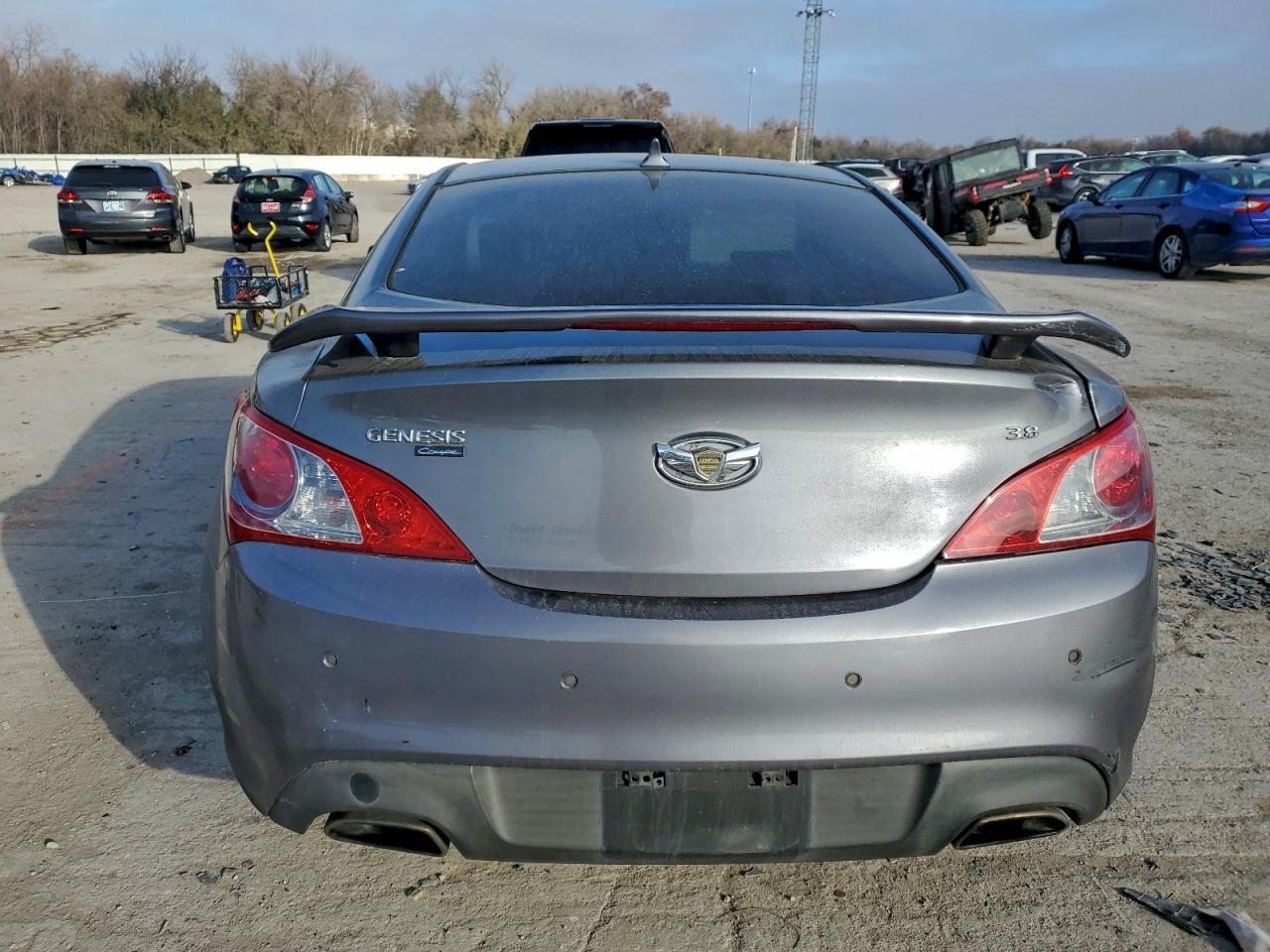 2010 Hyundai Genesis Coupe 3.8L - Фото 6