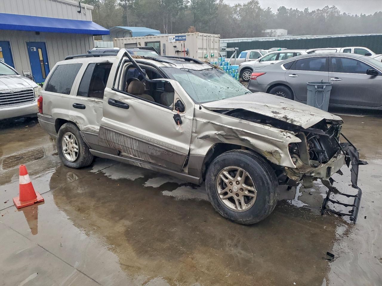 2003 Jeep Grand Cherokee Laredo - Image 4