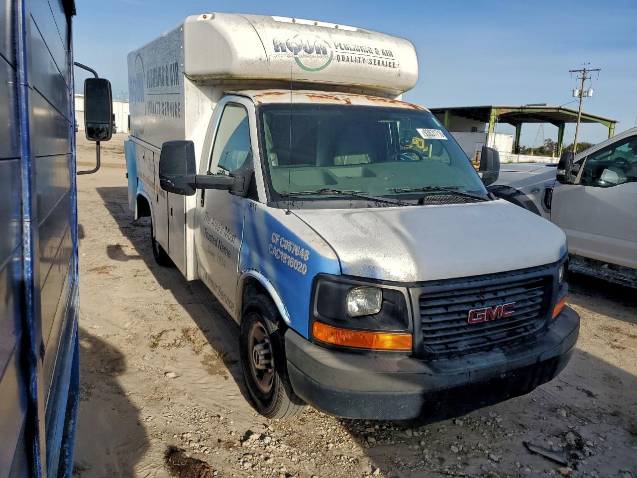2013 GMC Savana Utility / Service Truck - Image 4